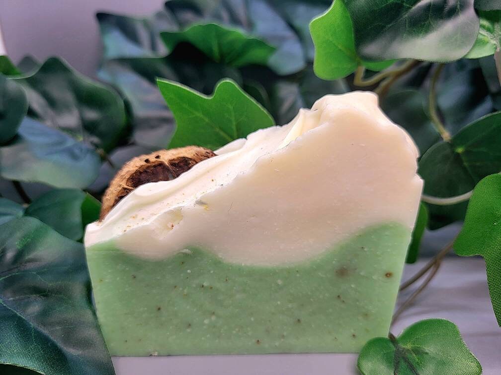 Flower handmade soap bar natural shea butter /FREE mesh bag foam help lather skin care / self body care