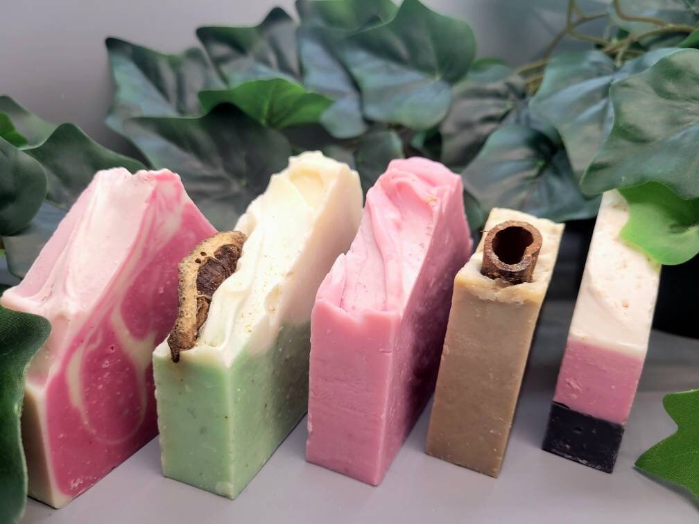 Flower handmade soap bar natural shea butter /FREE mesh bag foam help lather skin care / self body care