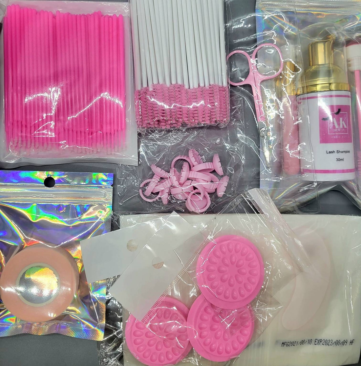 Eyelash extensions tools supplies / crafts eyes lashes volume classic brushes microbrushes eyepads cleanser shampoo glue trays rings