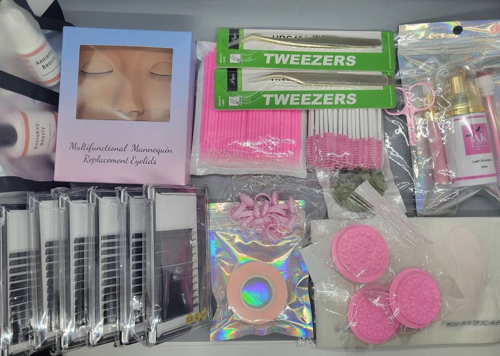 Professional Eyelash extensions kit for beginners and intermediate use. lashes training business learning eyes glue shampoo classes