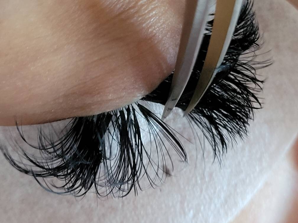 Eyelashes extensions Glue adhesive/ remover eyes lashes / primer training business learning tools