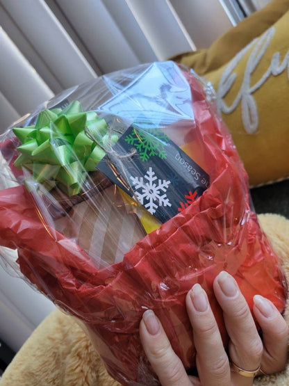 Spring mothers day Pampering love care beauty Gift / box presents fun party giving/ skincare spa body facial kit / woman girlfriend