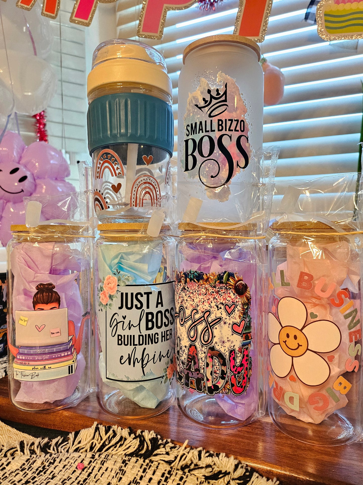 Boss girl dream work hard 20oz cup set with lid,straw and topper/ drink coffee iced tea / boss wife mom queen business woman gift bestie